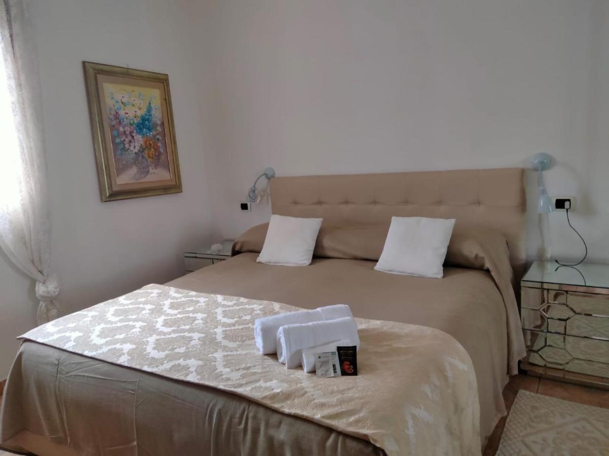 Bed and Breakfast La Casa Dei Fenicotteri Olbia Exteriér fotografie